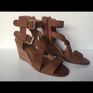 Crown Vintage Elle Wedge Heels Size 9